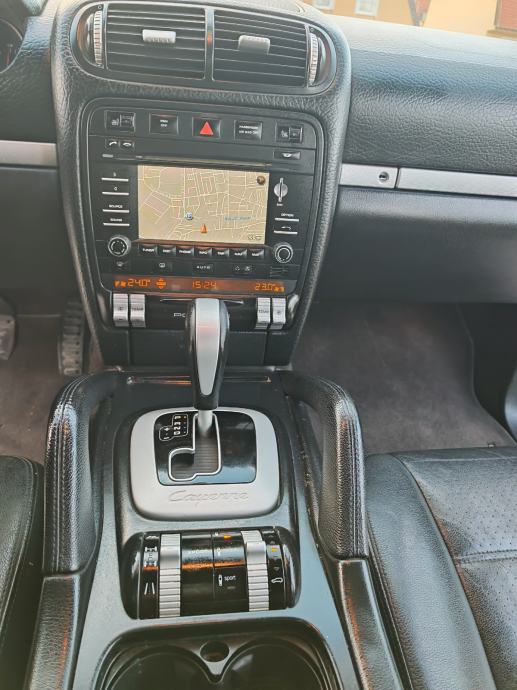 Porsche Cayenne 3,0 V6 TDI automatik 11mj 2010g, full, fotografija 18