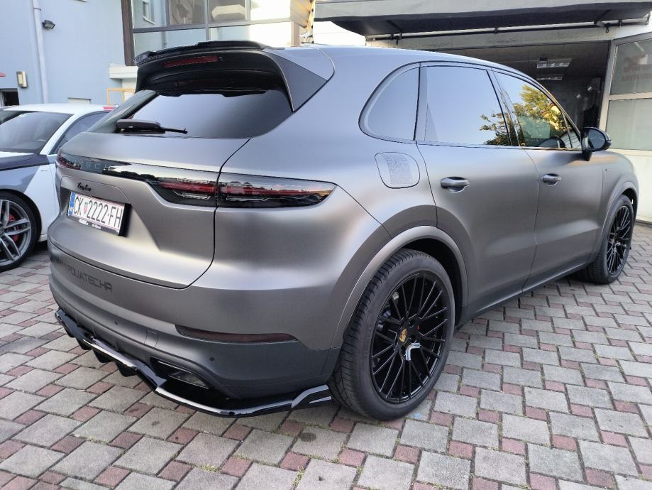 Porsche Cayenne 3.0 V6 Turbo.B + Struja (E-Hybrid), fotografija 15