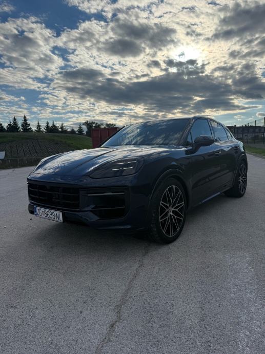 Porsche Cayenne S E-Hybrid Coupe, fotografija 3
