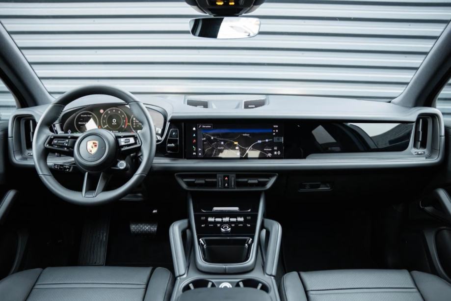 Porsche Cayenne Black Edition, fotografija 9