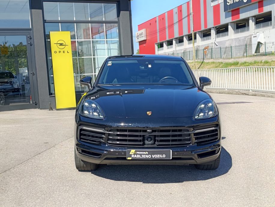 Porsche Cayenne Coupe, 340ks, panorama, sportska sjedala, fotografija 2