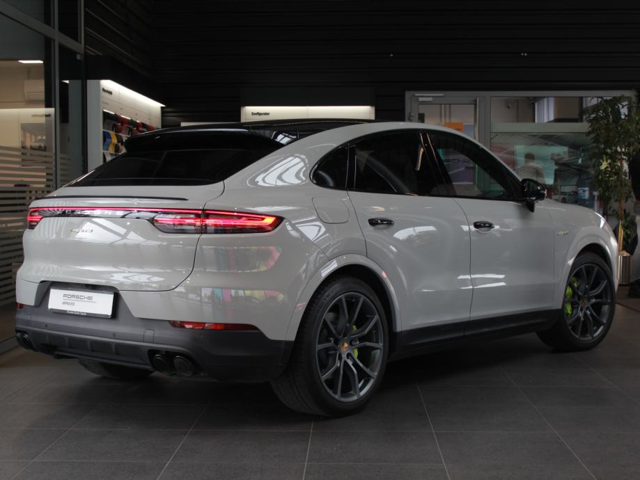 Porsche Cayenne Coupe Ehybrid, 2020 god.