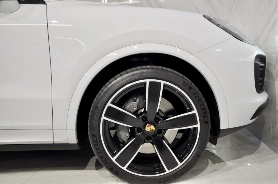 Porsche Cayenne Coupe S MATRIXPANOACC360HUDPORSCHE APPROVED, 2019 god.