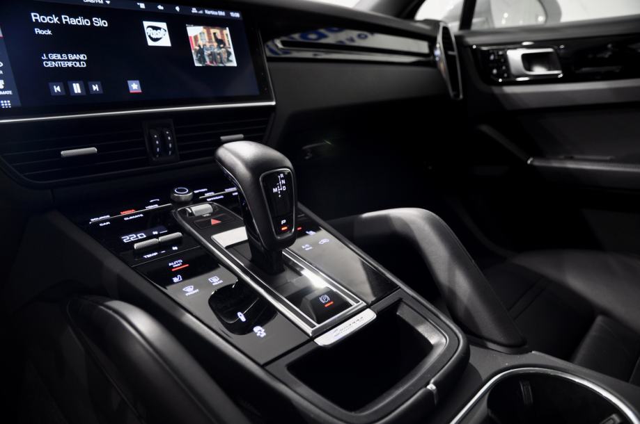 Porsche Cayenne Coupe S MATRIXPANOACC360HUDPORSCHE APPROVED, 2019 god.