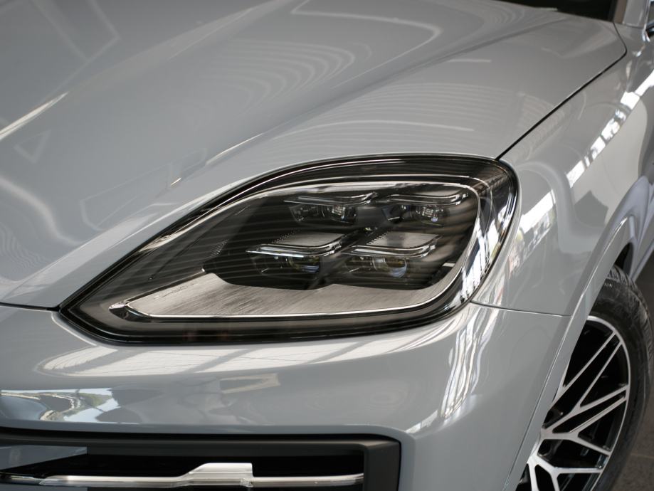Porsche Cayenne E-Hybrid Coupé (PORSCHE APPROVED JAMSTVO), fotografija 7