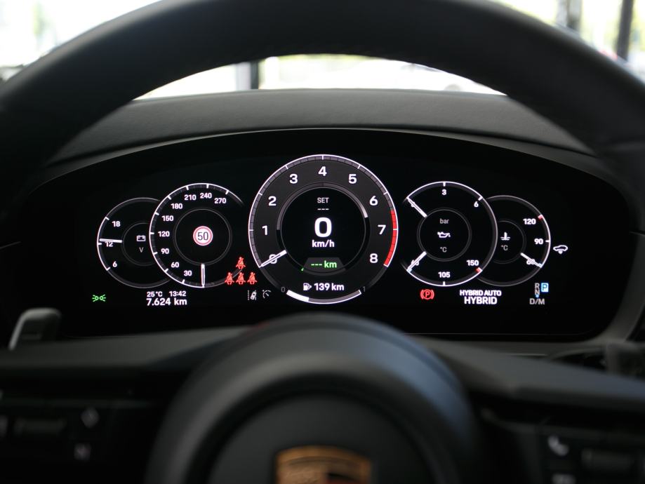 Porsche Cayenne E-Hybrid Coupé (PORSCHE APPROVED JAMSTVO), fotografija 19