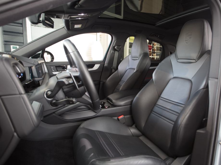 Porsche Cayenne E-Hybrid Coupé (PORSCHE APPROVED JAMSTVO), fotografija 15