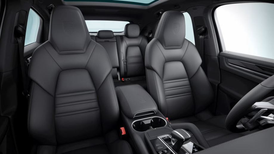 Porsche Cayenne E-hybrid Coupe (PORSCHE APPROVED JAMSTVO), fotografija 7