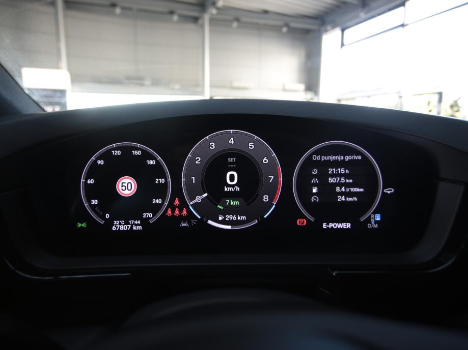 Porsche Cayenne E-hybrid Coupe (PORSCHE APPROVED JAMSTVO), fotografija 20