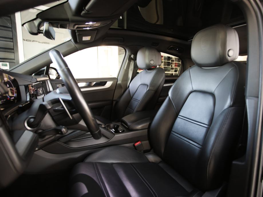 Porsche Cayenne E-hybrid Coupe (PORSCHE APPROVED JAMSTVO), fotografija 16