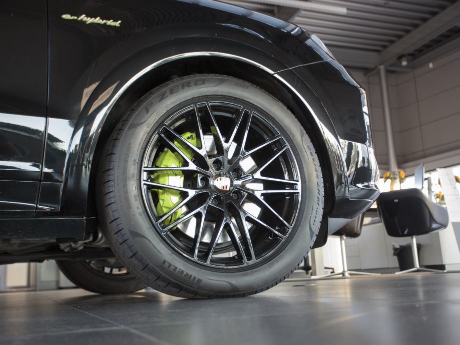 Porsche Cayenne E-hybrid Coupe (PORSCHE APPROVED JAMSTVO), fotografija 13