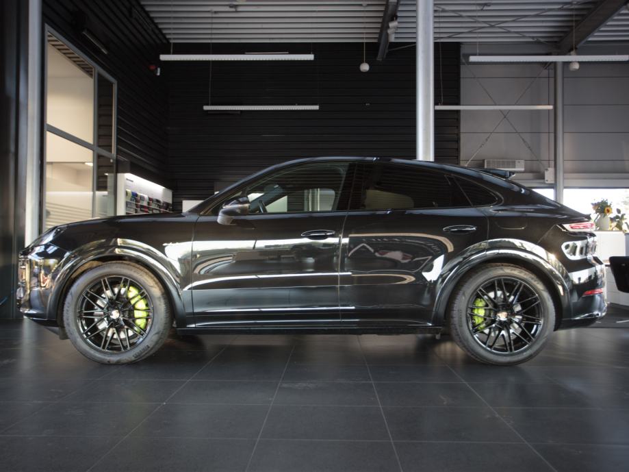 Porsche Cayenne E-hybrid Coupe (PORSCHE APPROVED JAMSTVO), fotografija 2
