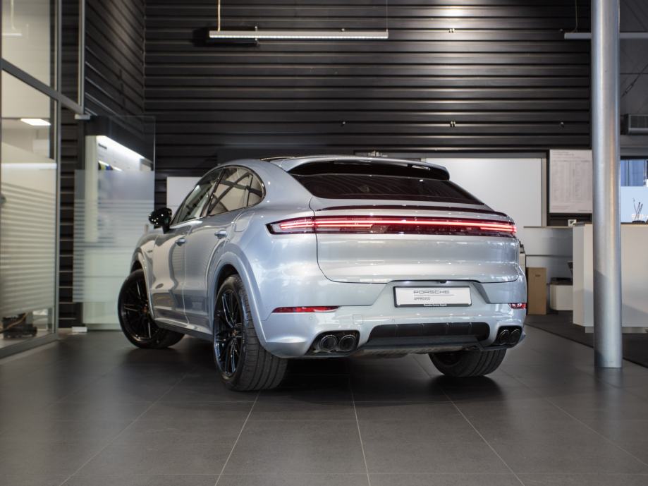 Porsche Cayenne E-hybrid Coupe (PORSCHE APPROVED JAMSTVO), fotografija 3