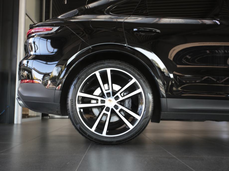 Porsche Cayenne E-hybrid Coupe (PORSCHE APPROVED JAMSTVO), fotografija 12