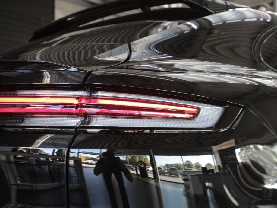 Porsche Cayenne E-hybrid Coupe (PORSCHE APPROVED JAMSTVO), fotografija 14
