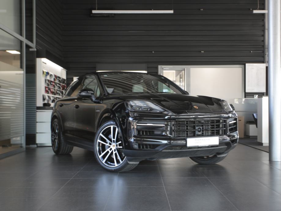 Porsche Cayenne E-hybrid Coupe (PORSCHE APPROVED JAMSTVO), fotografija 4