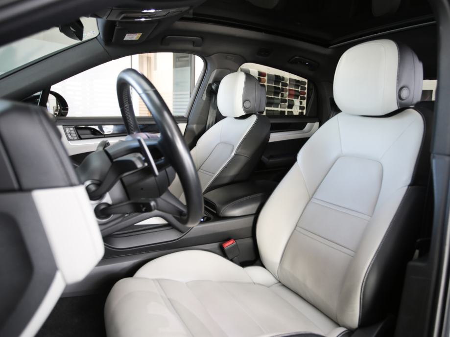 Porsche Cayenne E-hybrid Coupe (PORSCHE APPROVED JAMSTVO), fotografija 16