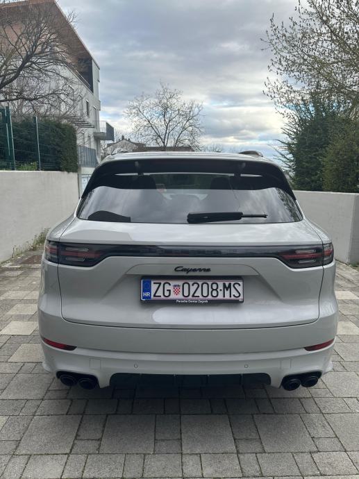 Porsche Cayenne E-hybride Platinum Edition, fotografija 2