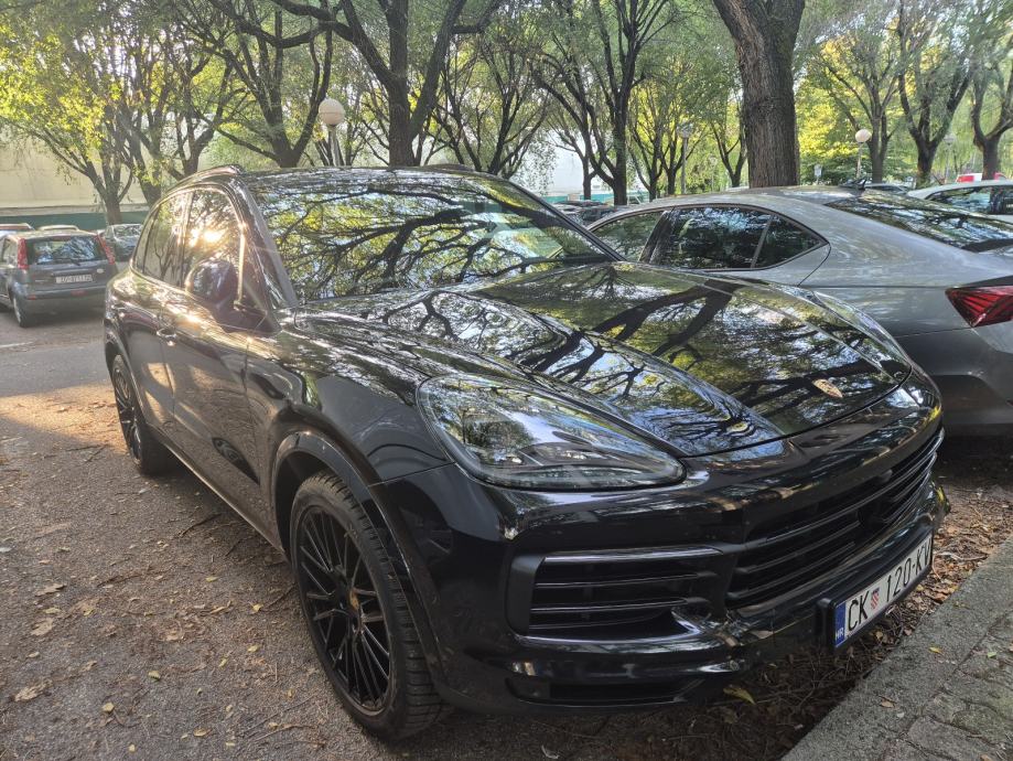 Porsche Cayenne Hybrid 50tkm, fotografija 6