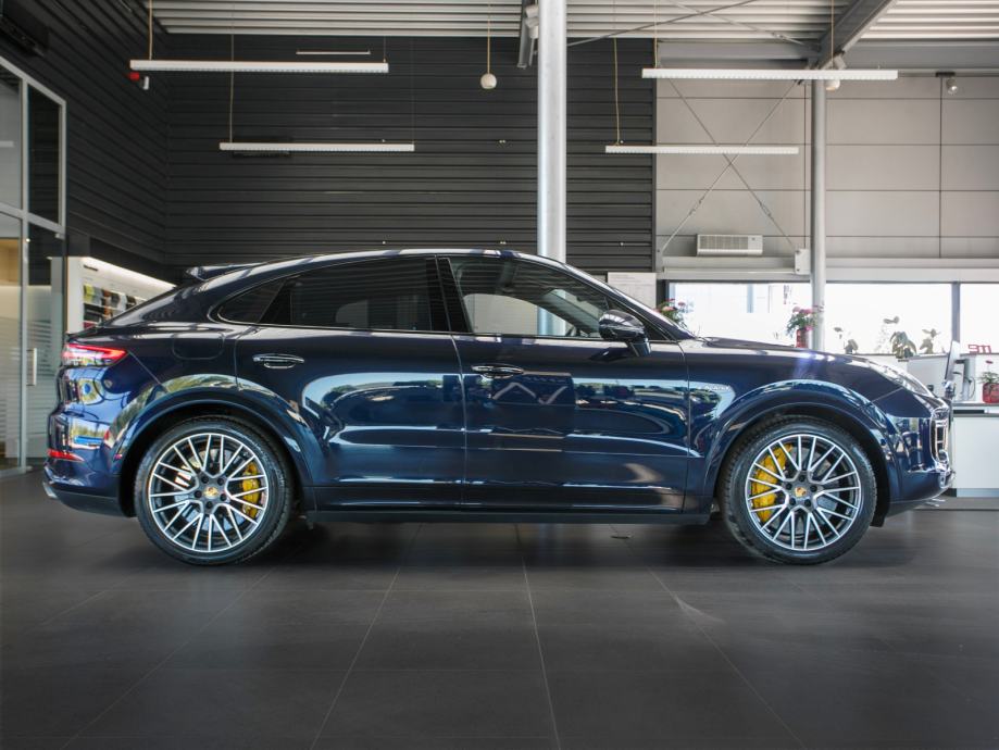Porsche Cayenne Turbo S E-hybrid Coupe (PORSCHE APPROVED JAMSTVO), fotografija 5
