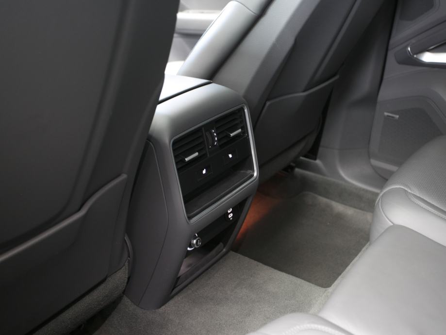 Porsche Cayenne Turbo S E-hybrid Coupe (PORSCHE APPROVED JAMSTVO), fotografija 18