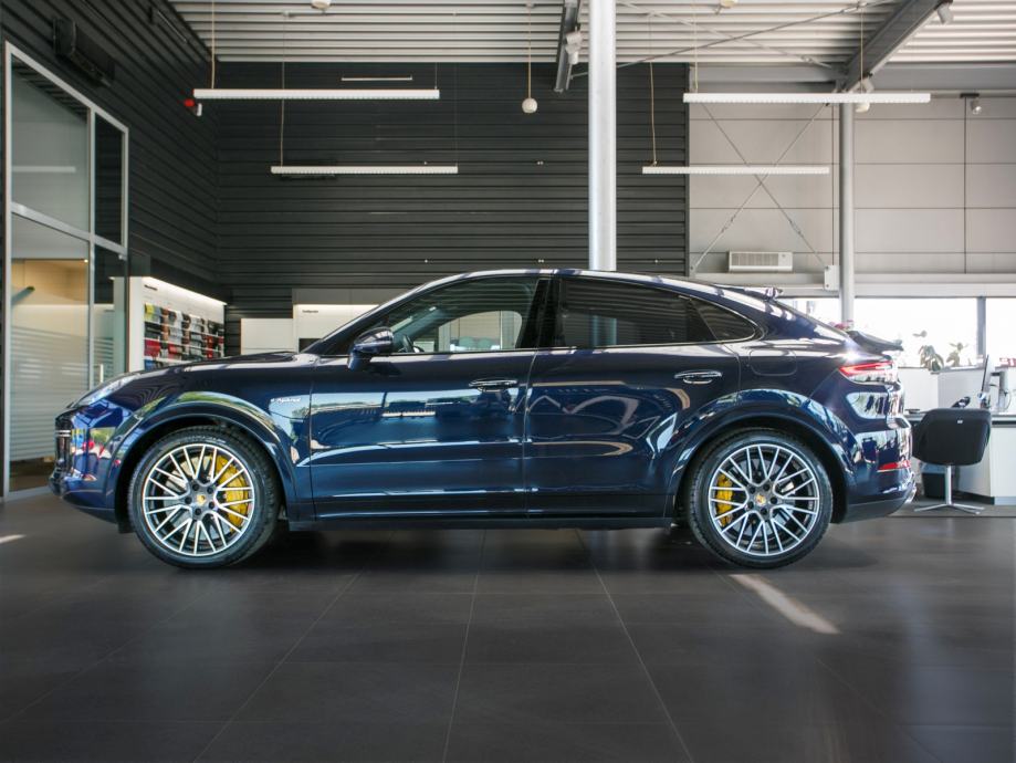 Porsche Cayenne Turbo S E-hybrid Coupe (PORSCHE APPROVED JAMSTVO), fotografija 2