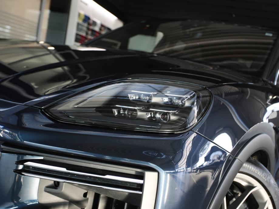 Porsche Cayenne Turbo E-hybrid Coupe with GT package (PORSCHE APPROVED, fotografija 9