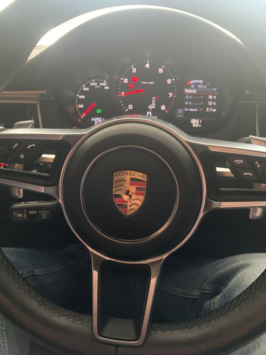 PORSCHE MACAN 2.0 SPORT DESIGN 2017, fotografija 12