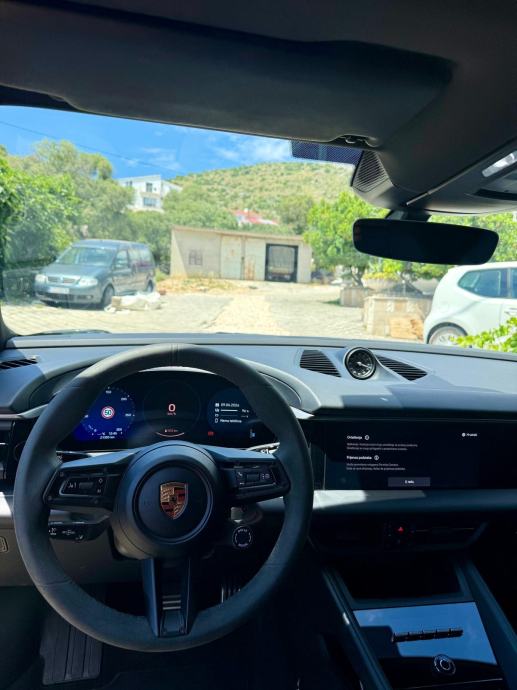 Porsche Macan 4x4 automatik, fotografija 9