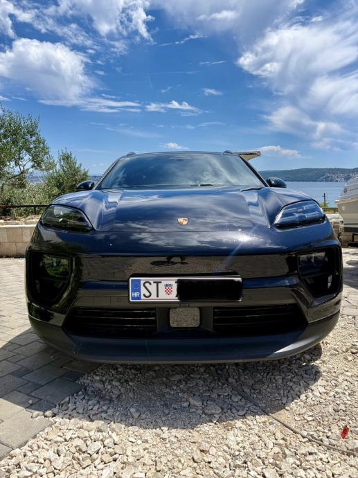 Porsche Macan 4x4 automatik, fotografija 2
