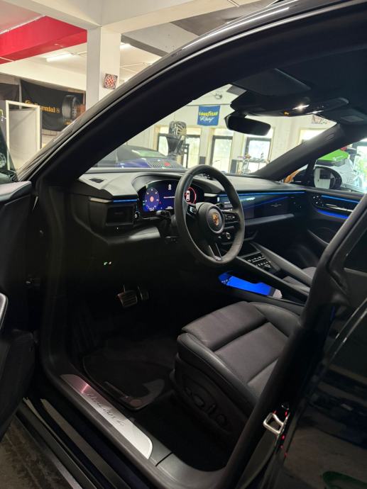 Porsche Macan 4x4 automatik, fotografija 5