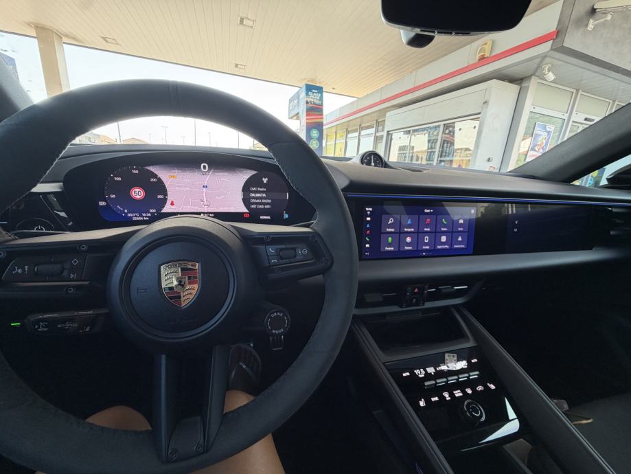 Porsche Macan 4x4 automatik, fotografija 11
