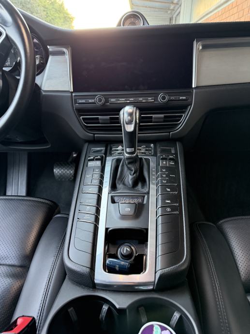 Porsche Macan II 2,0 PDK automatik, full oprema, top stanje, fotografija 9