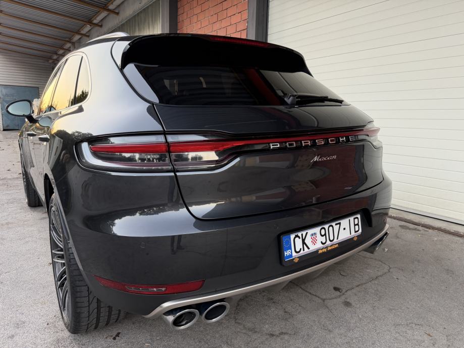 Porsche Macan II 2,0 PDK automatik, full oprema, top stanje, fotografija 6