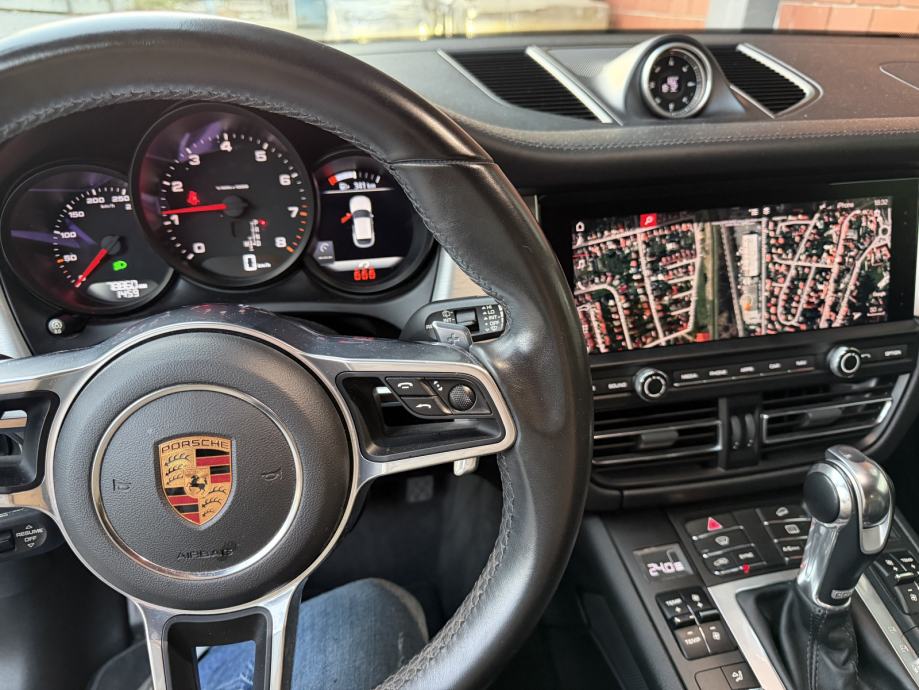Porsche Macan II 2,0 PDK automatik, full oprema, top stanje, fotografija 13