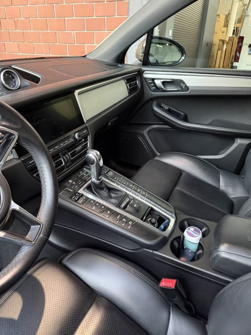 Porsche Macan II 2,0 PDK automatik, full oprema, top stanje, fotografija 11