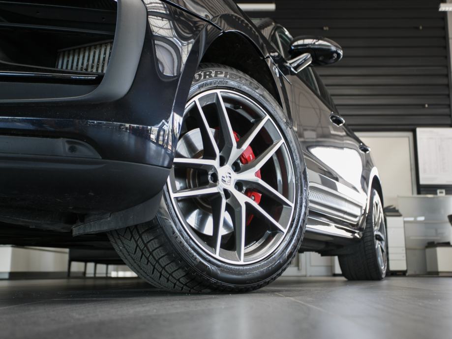 Porsche Macan S (PORSCHE APPROVED JAMSTVO), fotografija 11
