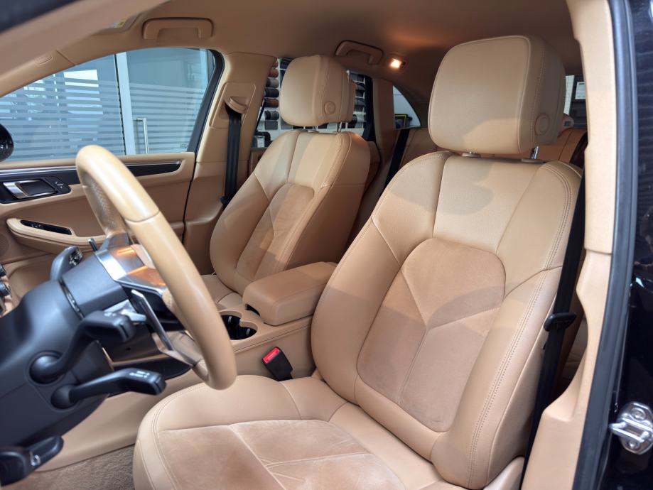 Porsche Macan (PORSCHE APPROVED JAMSTVO), fotografija 17