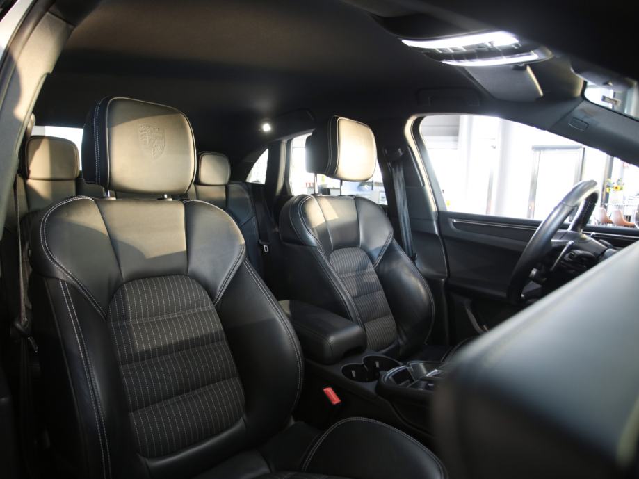 Porsche Macan T (PORSCHE APPROVED JAMSTVO), fotografija 17