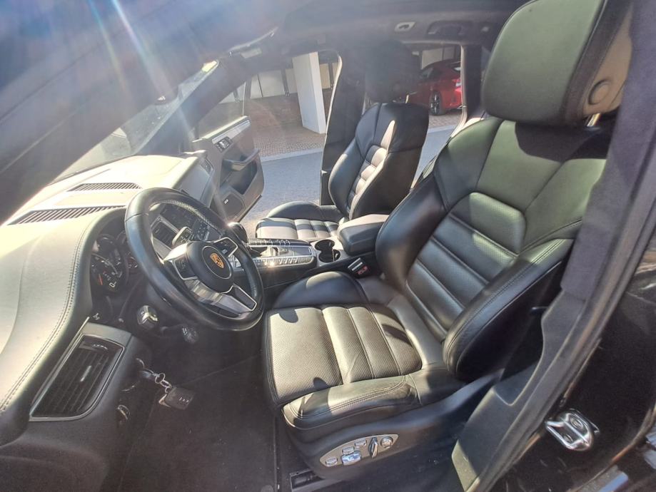 Porsche Macan Turbo automatik, fotografija 4