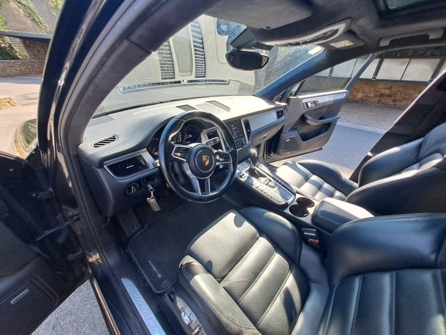 Porsche Macan Turbo automatik, fotografija 6