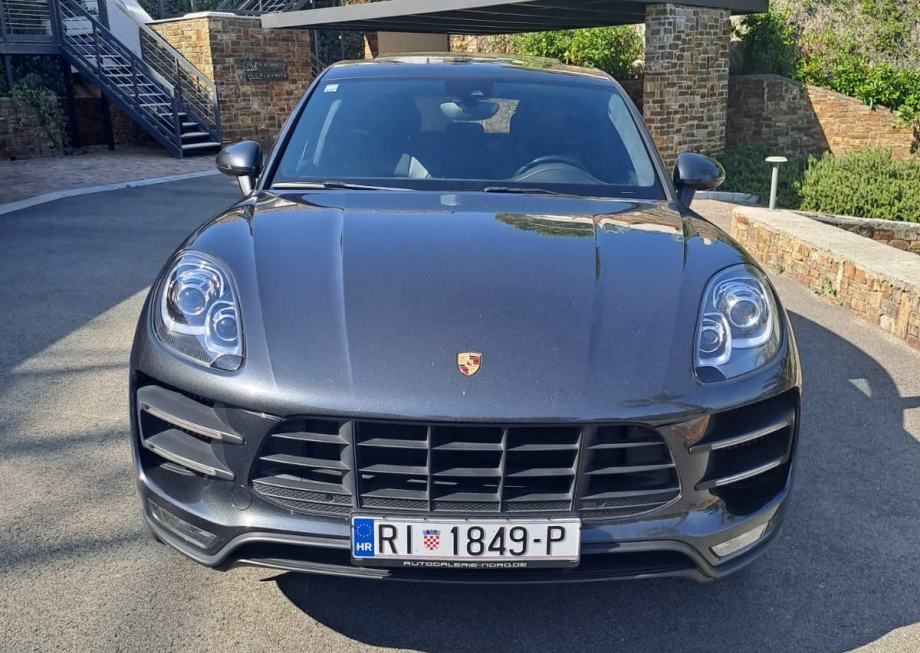 Porsche Macan Turbo automatik, fotografija 7