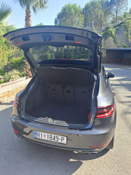 Porsche Macan Turbo automatik, fotografija 8