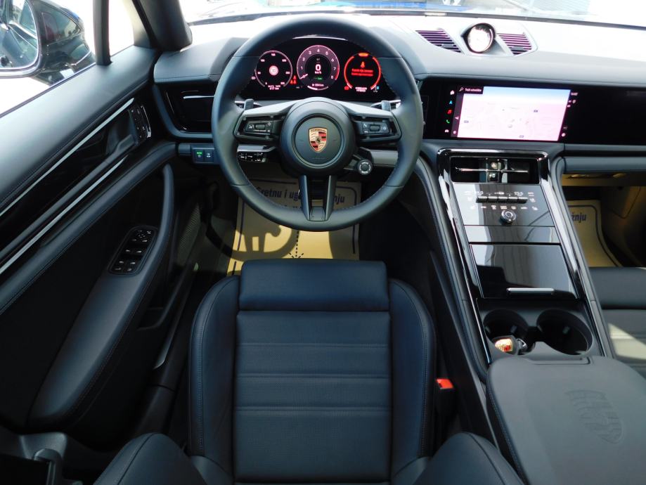 Porsche Panamera 4 E-Hybrid automatik, fotografija 10