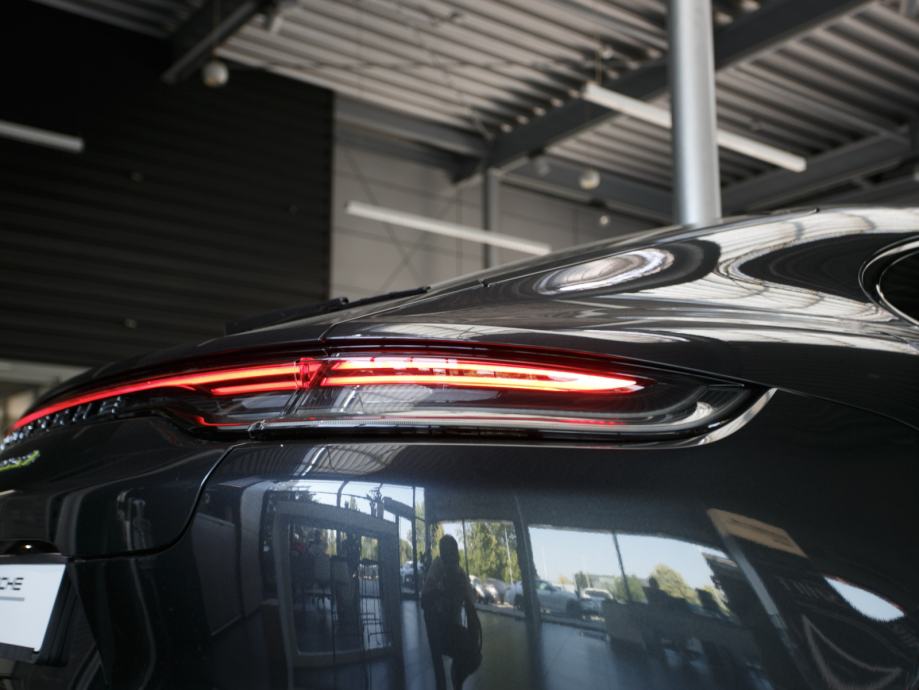 Porsche Panamera 4 E-hybrid (PORSCHE APPROVED JAMSTVO), fotografija 10