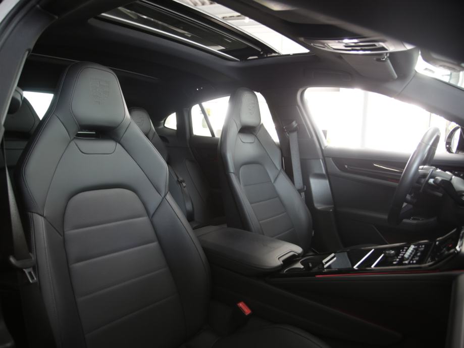 Porsche Panamera 4S E-Hybrid (PORSCHE APPROVED JAMSTVO), fotografija 17