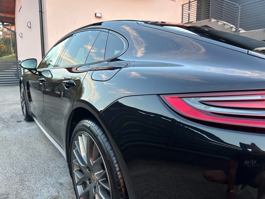 Porsche Panamera E-Hybrid automatik 462KS-TOP STANJE-KAO NOV!!, fotografija 5