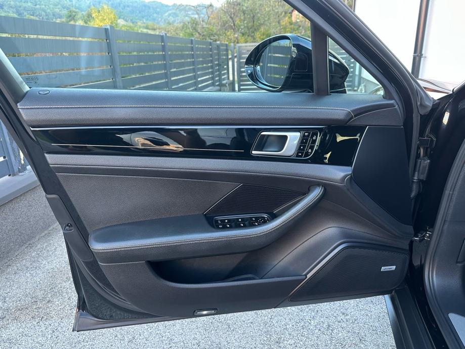 Porsche Panamera E-Hybrid automatik 462KS-TOP STANJE-KAO NOV!!, fotografija 15