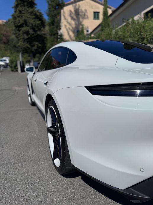 Porsche Taycan 4S, LED-Matrix, BOSE, SportChrono, Performancebatterie+, fotografija 15