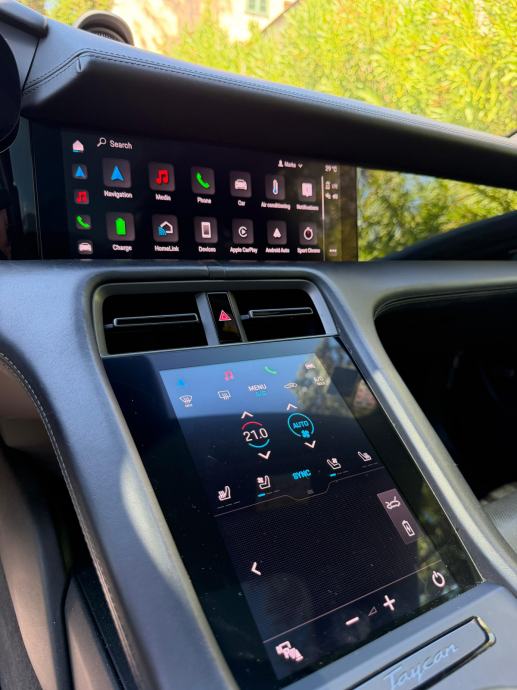 Porsche Taycan 4S, LED-Matrix, BOSE, SportChrono, Performancebatterie+, fotografija 19